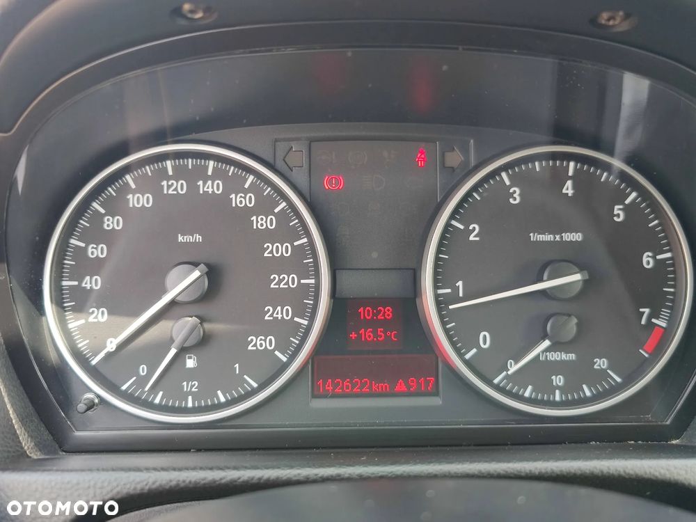 BMW Seria 3 318i Edition Exclusive - 23