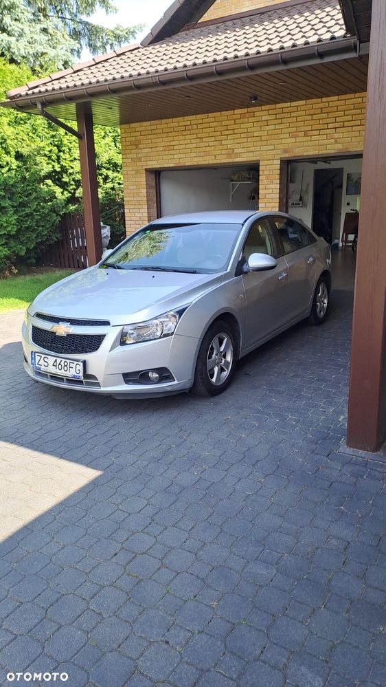 Chevrolet Cruze 1.6 LT - 2