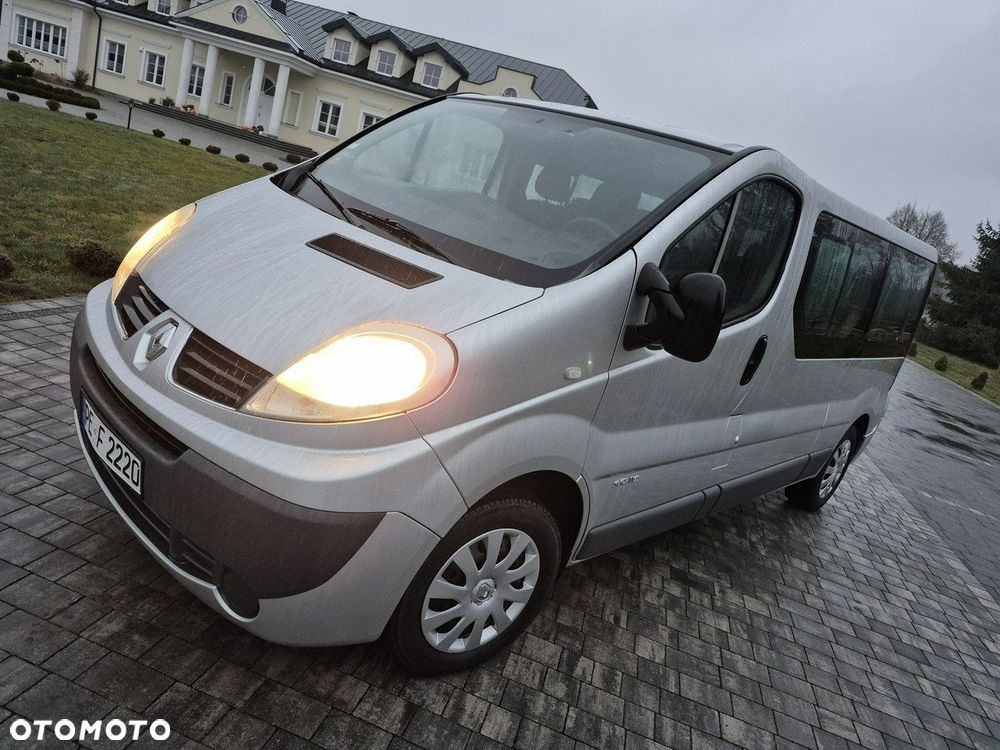 Renault Trafic - 2