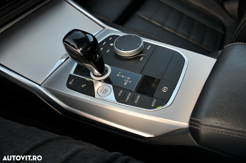 BMW Seria 3 320d xDrive AT - 7