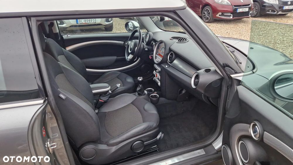 MINI Cooper S 50 Mayfair - 7