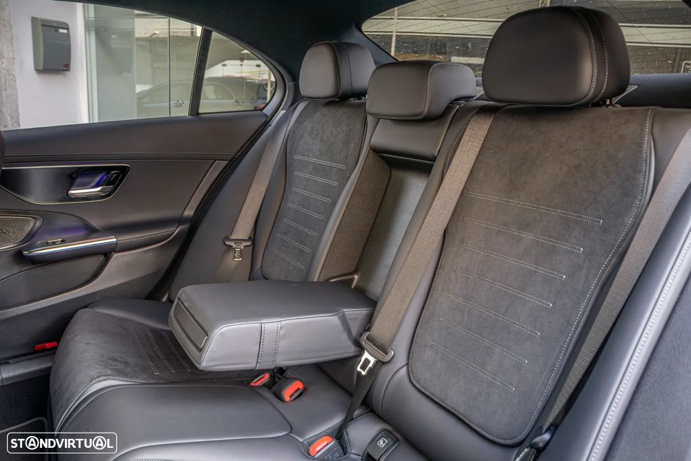 Mercedes-Benz C 300 d AMG Line - 4