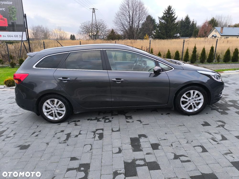 Kia Ceed 1.6 GDI Vision - 11