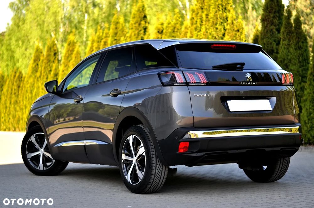 Peugeot 3008 1.2 PureTech Allure S&S EAT8 - 11