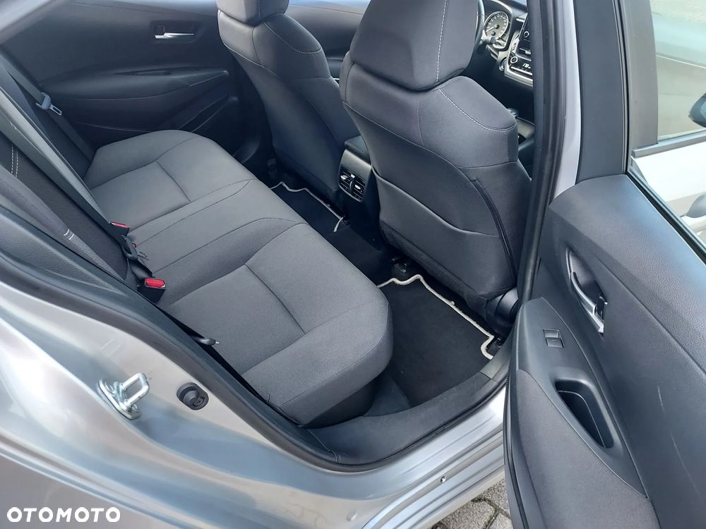 Toyota Corolla 1.8 Hybrid Comfort - 18
