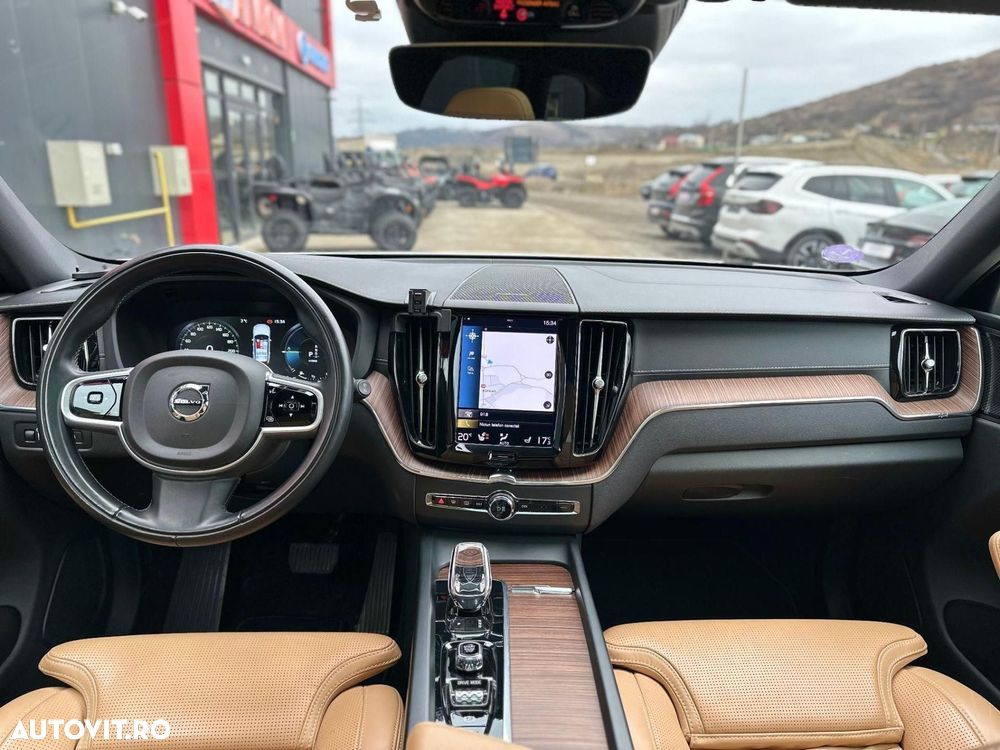 Volvo XC 60 Recharge T8 Twin Engine eAWD Inscription - 29