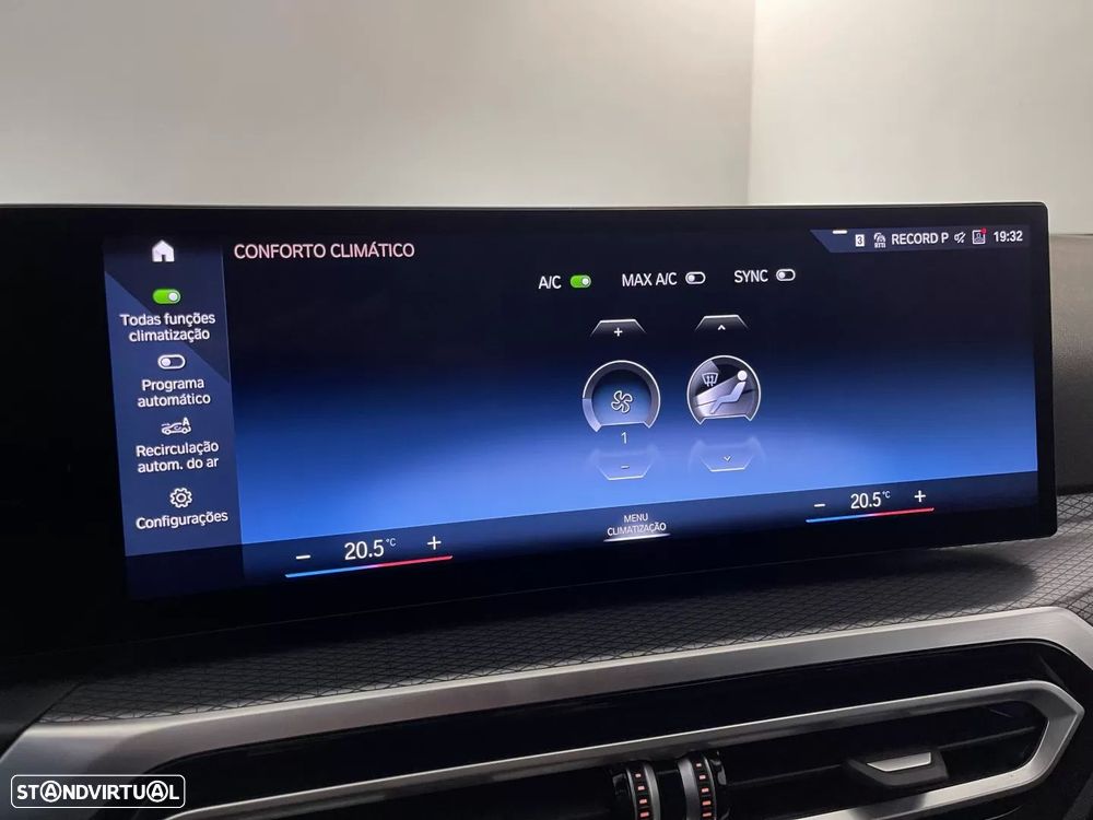 BMW 320 e Pack Desportivo M Auto - 27