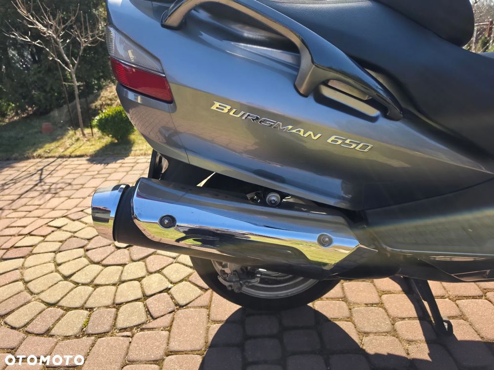 Suzuki Burgman - 8