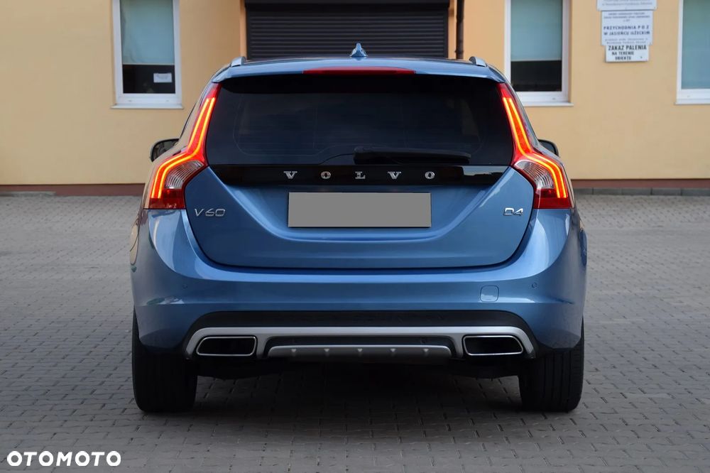 Volvo V60 D4 Momentum - 7