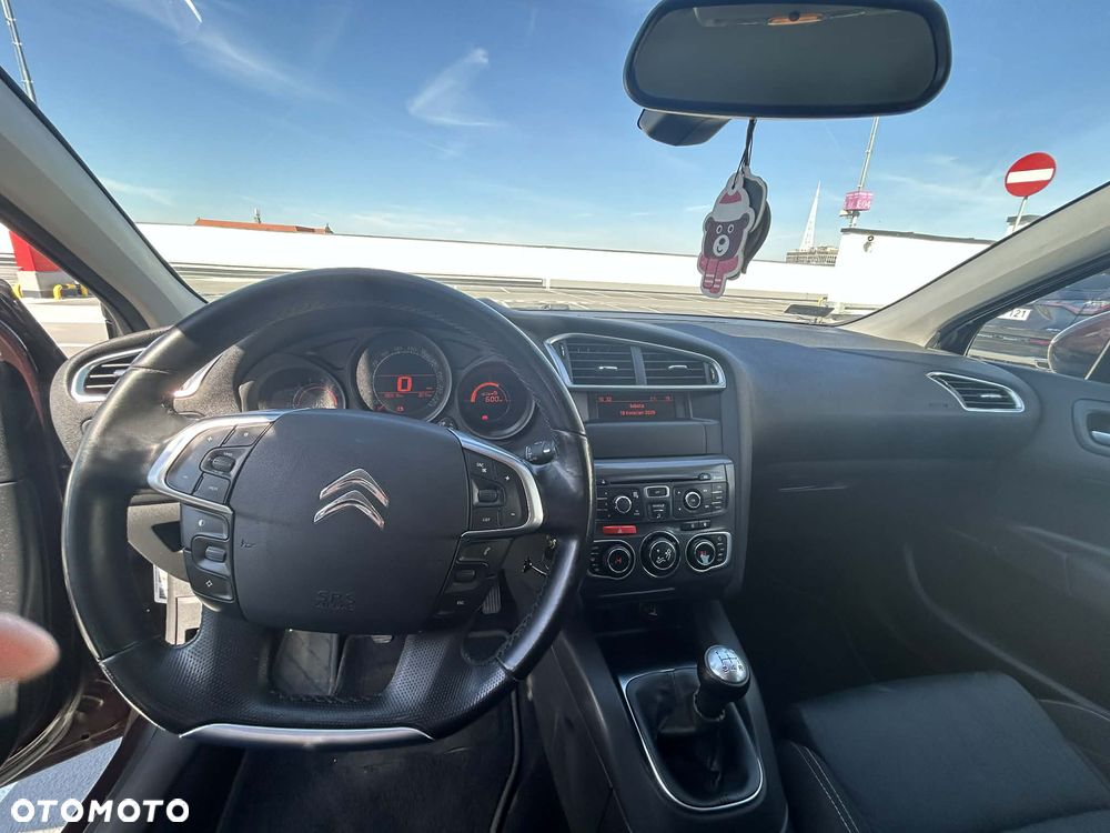 Citroën C4 1.6 HDi Attraction - 8