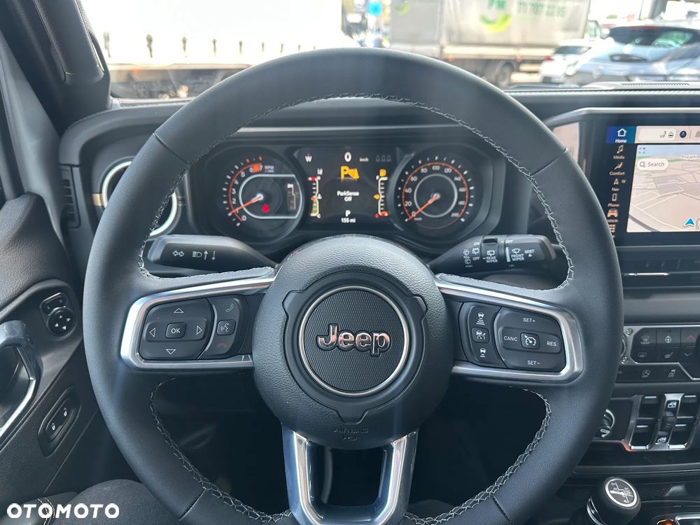 Jeep Wrangler Unlimited GME 2.0 Turbo Sahara - 11