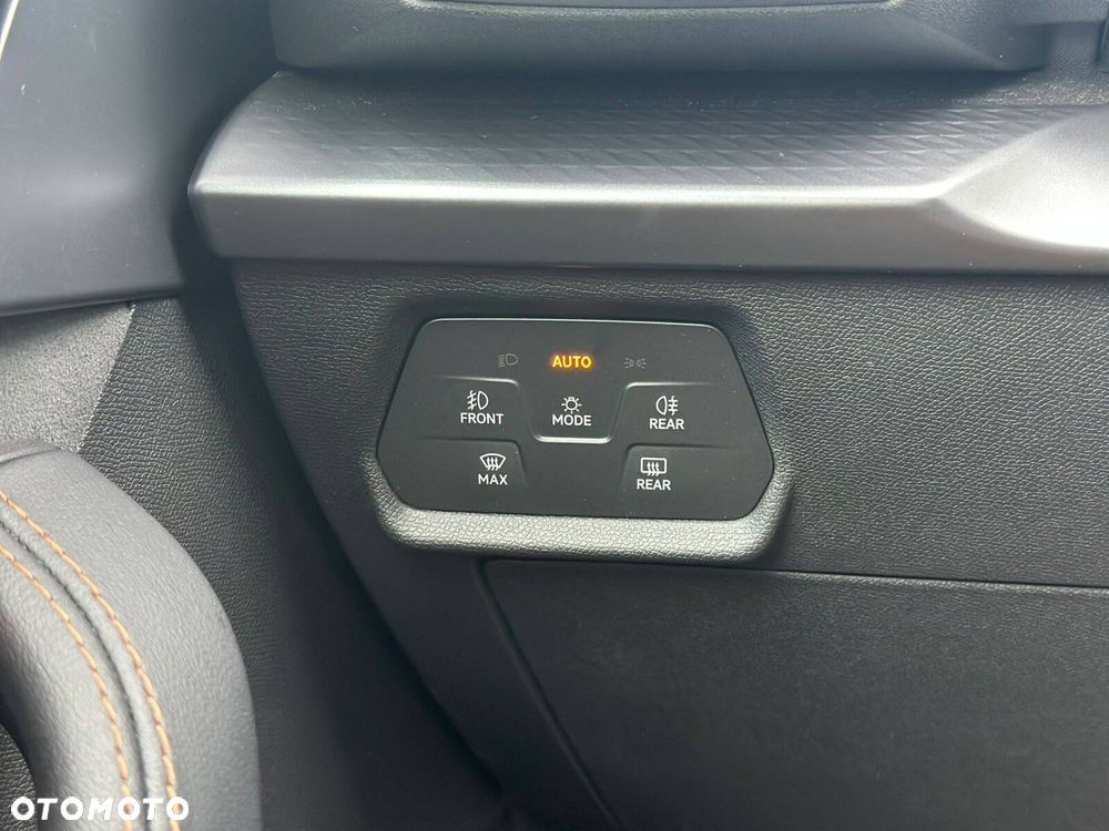 Cupra Formentor 1.5 eTSI mHEV DSG - 18