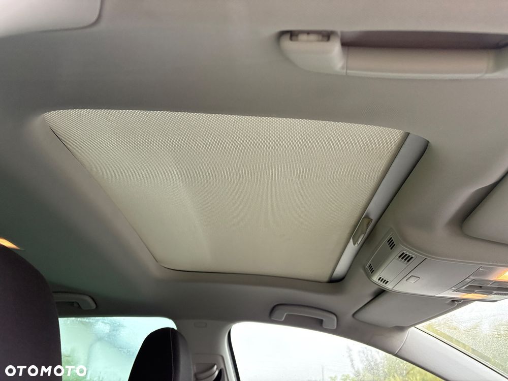 Volkswagen Golf - 13