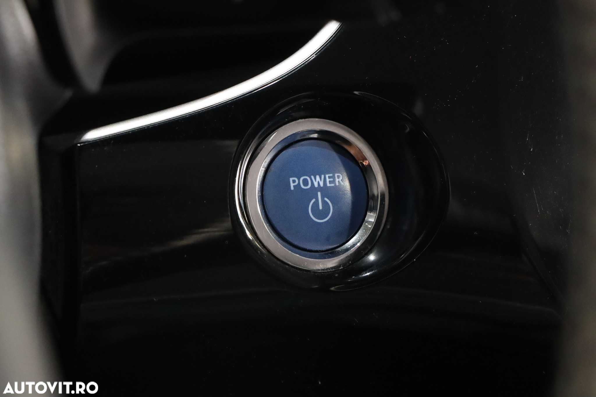Toyota Prius 1.8 Dual VVT-i Sol - 27