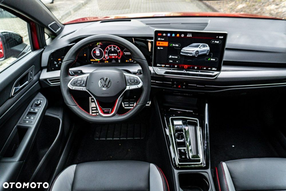 Volkswagen Golf - 27