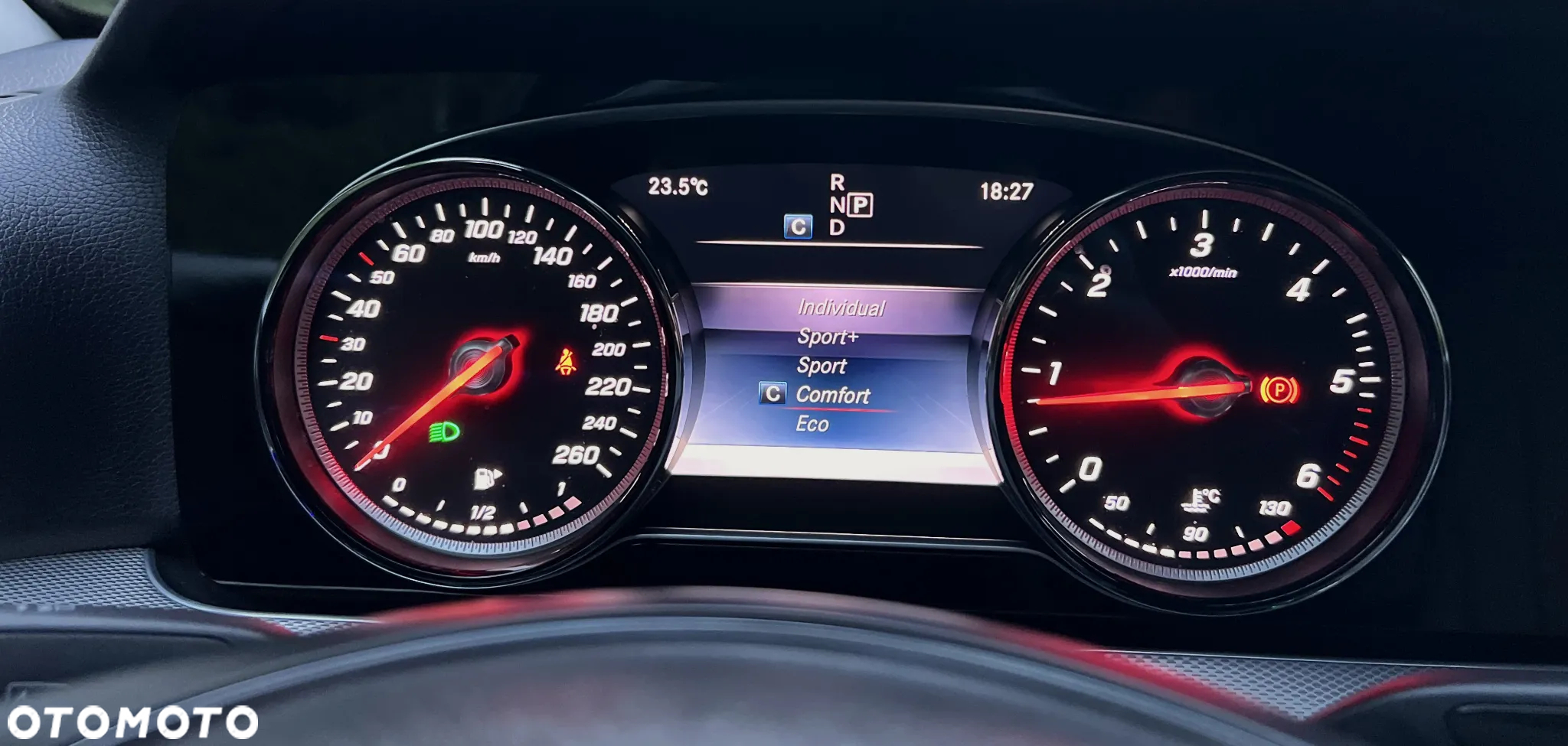 Mercedes-Benz Klasa E 220 d Business Edition 9G-TRONIC - 25