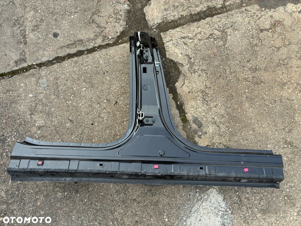 Kia Sorento IV 4  2020-2026 prog slupek poszycie parwe prawa strona
