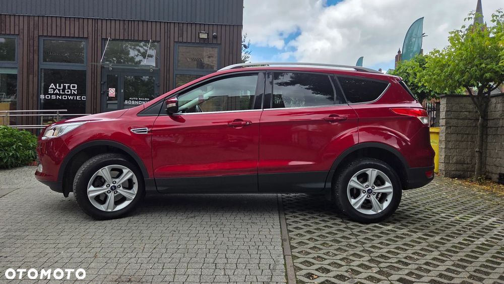 Ford Kuga 2.0 TDCi 2x4 Titanium - 20