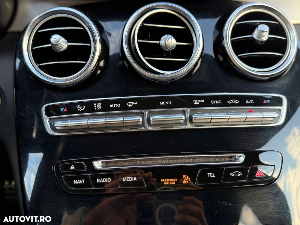 Mercedes-Benz C 220 d 4Matic 7G-TRONIC - 9