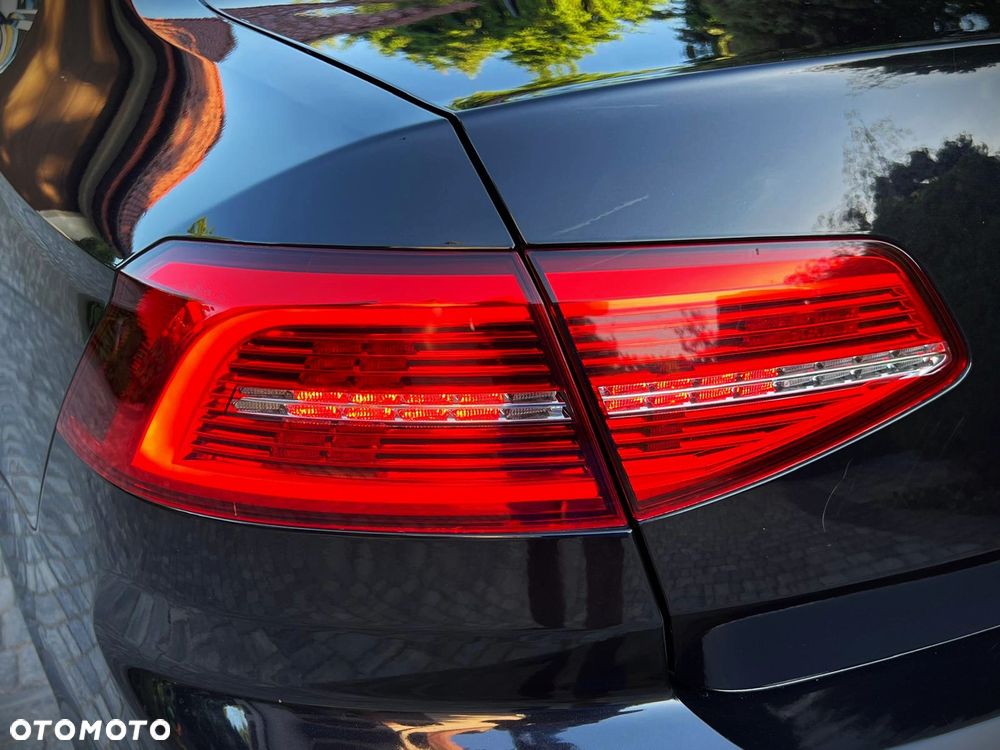 Volkswagen Passat 2.0 TDI SCR DSG Comfortline - 6