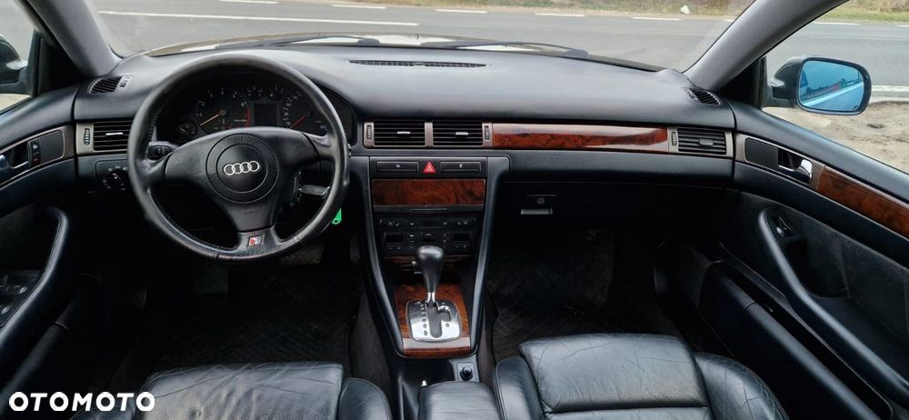 Audi A6 Avant 2.8 30V Quattro - 5