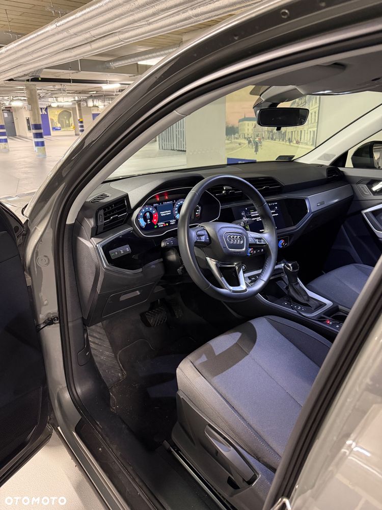 Audi Q3 35 TFSI S tronic - 5