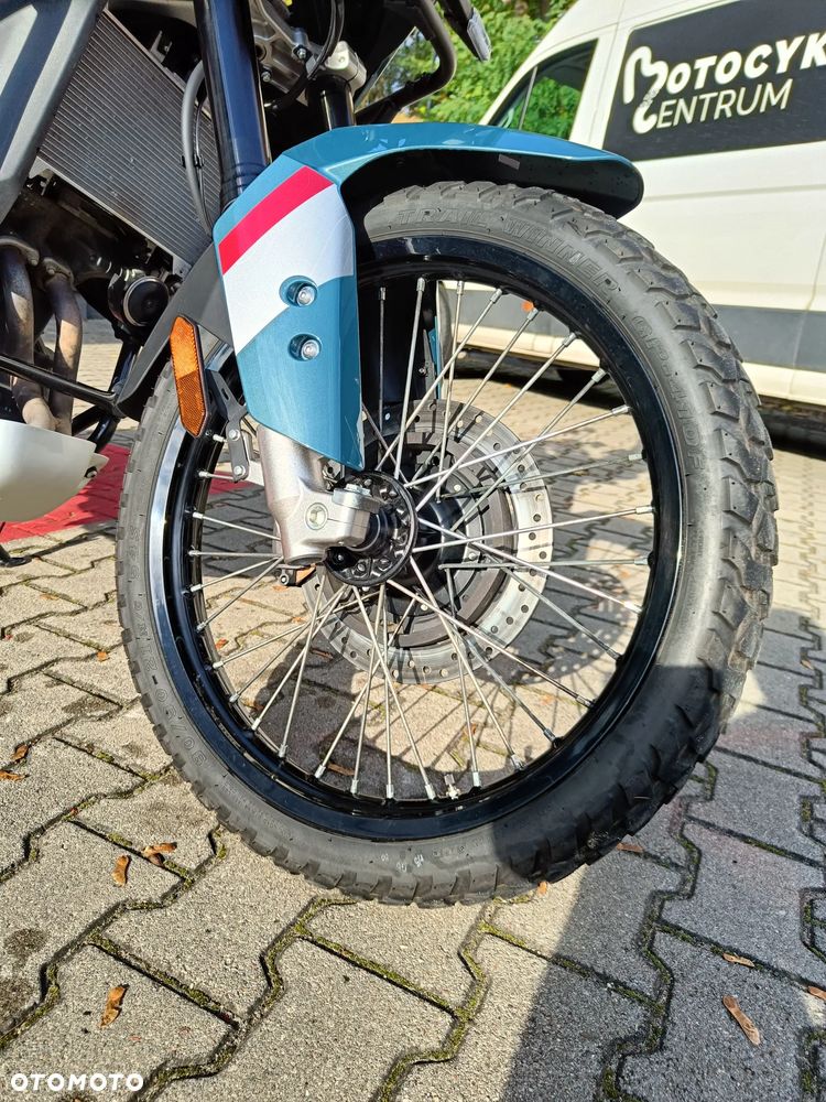 Kawasaki KLE - 18