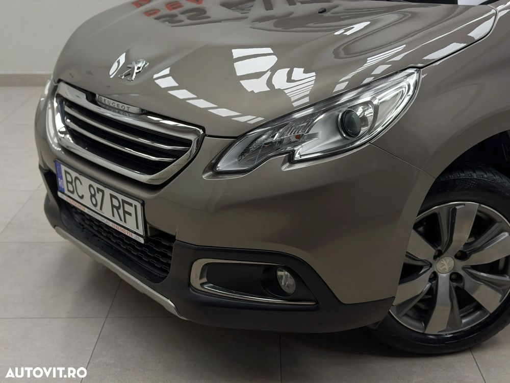 Peugeot 2008 PureTech 82 Style - 14