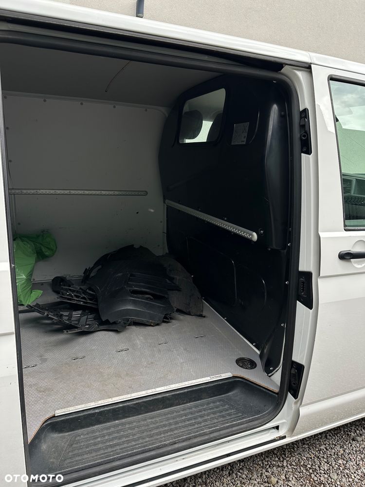 Volkswagen Transporter - 17