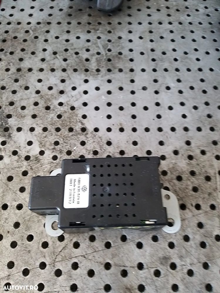 Amplificator antena vw golf 6 k 5m0035570b - 2