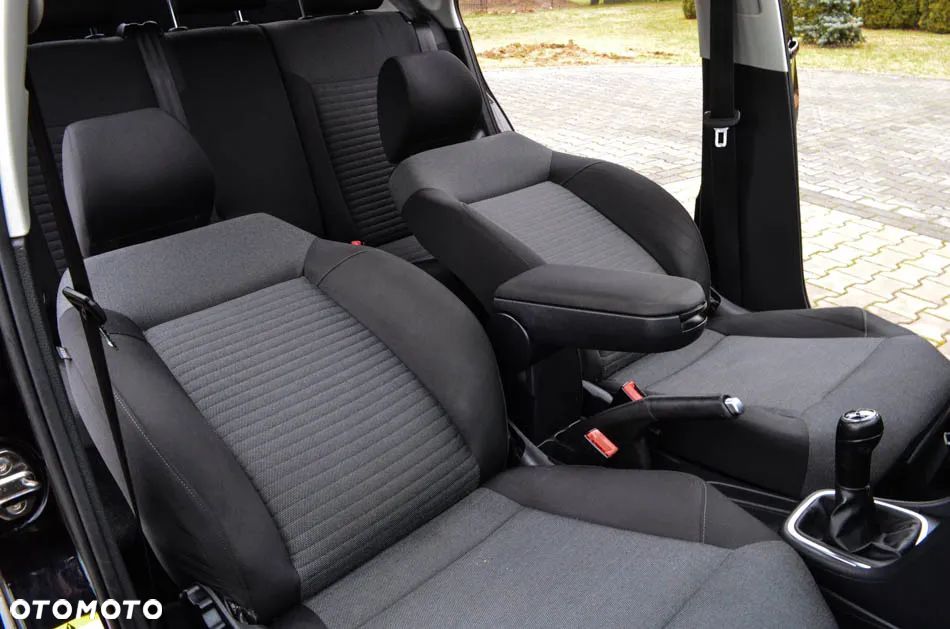 Volkswagen Polo 1.2 Comfortline - 29