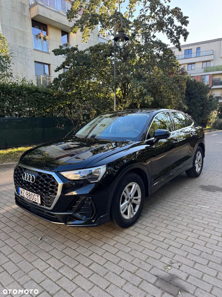 Audi Q3 35 TFSI S tronic - 1