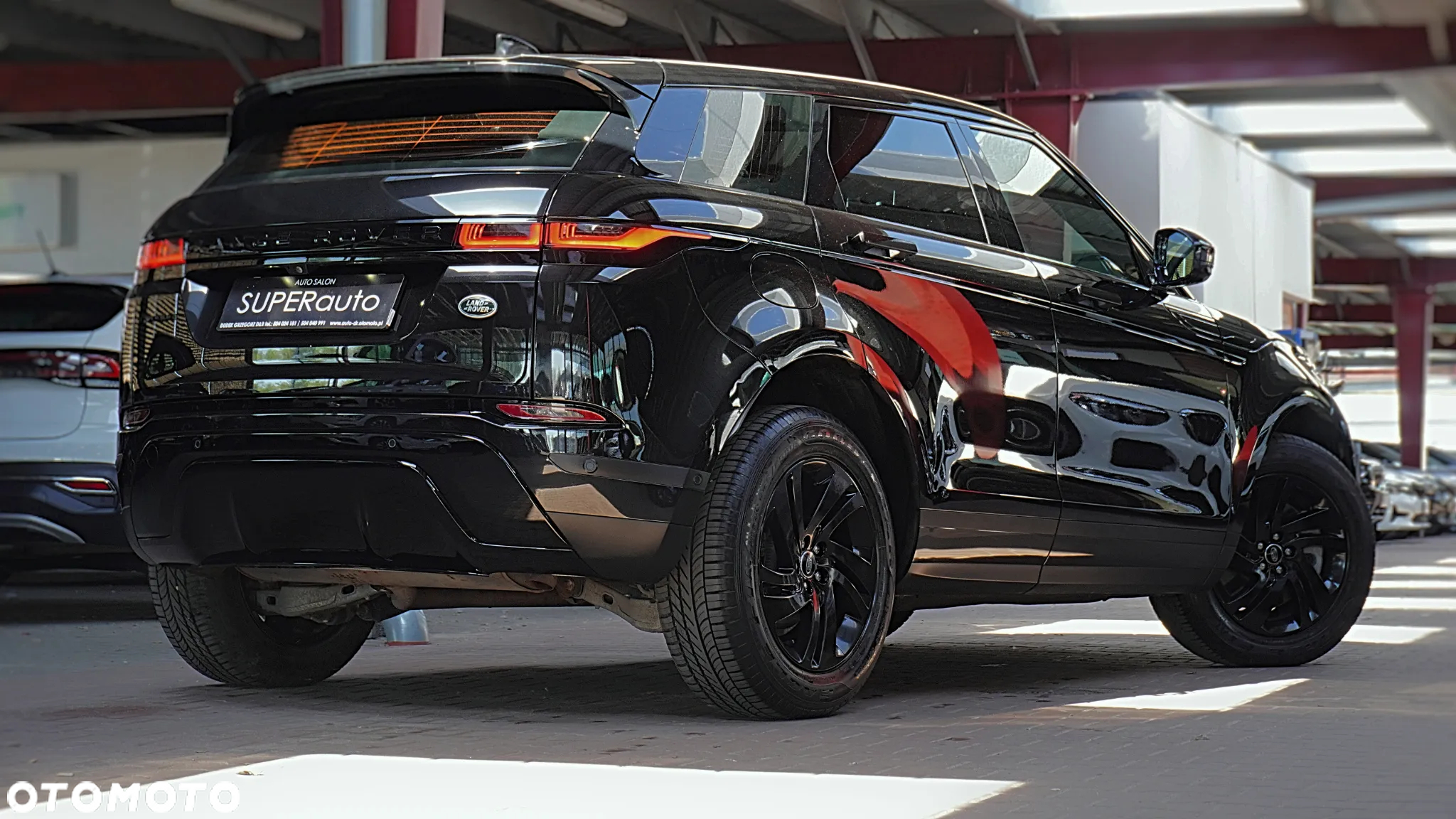 Land Rover Range Rover Evoque - 12