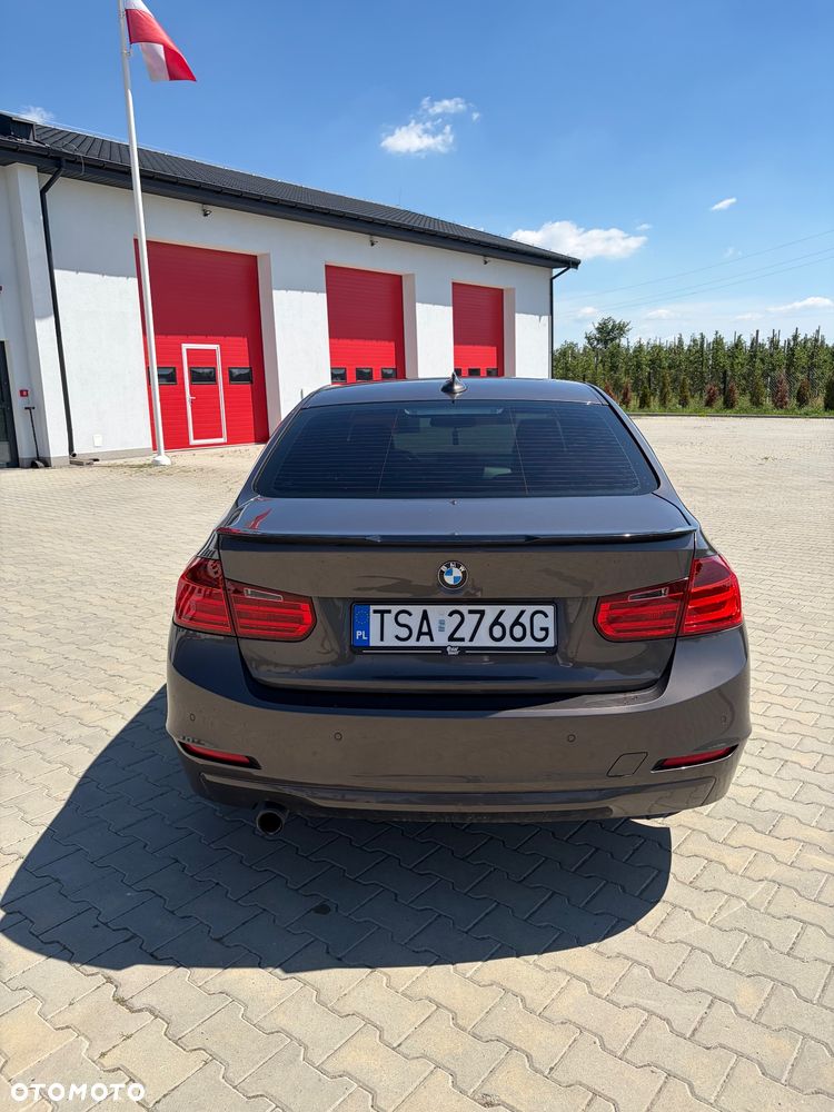 BMW Seria 3 318d Modern Line - 7