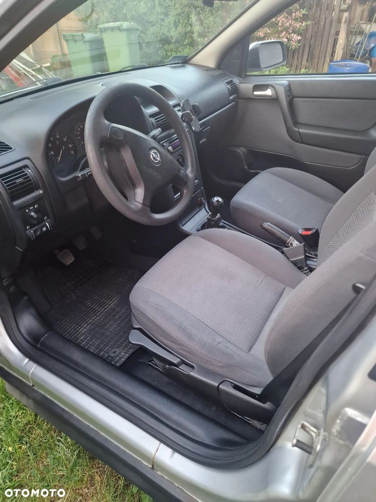 Opel Astra - 12