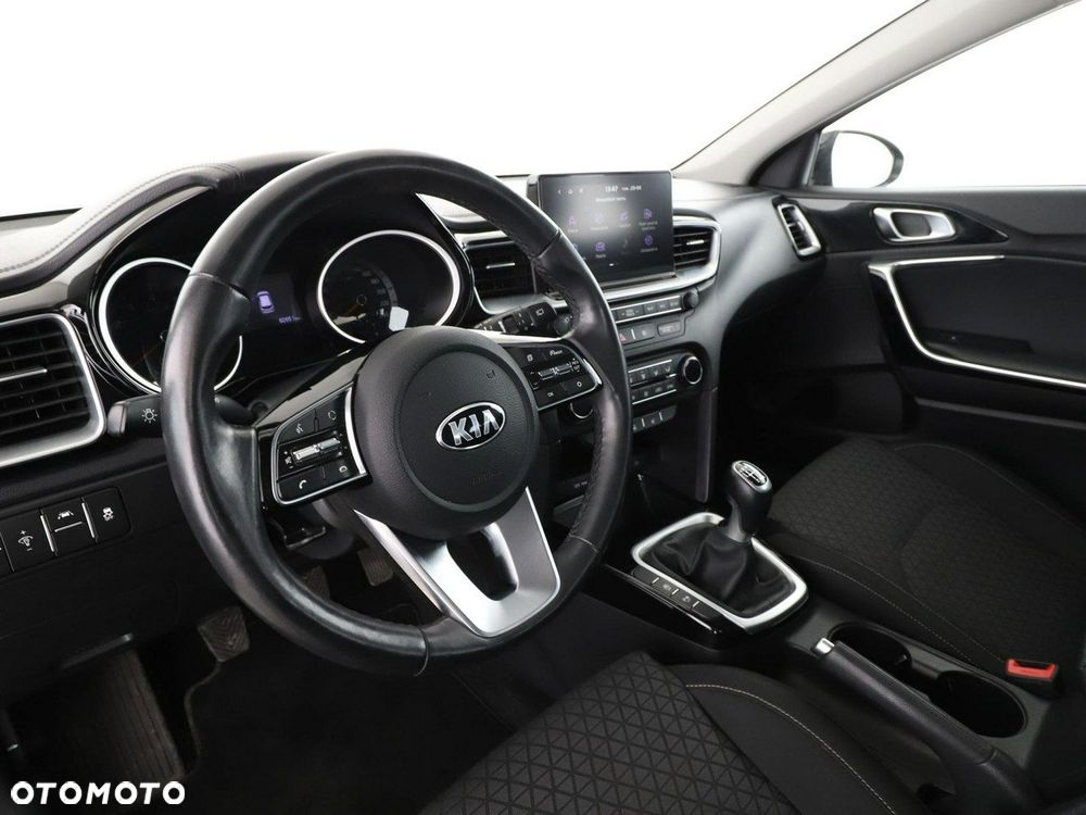 Kia Ceed 1.4 T-GDI OPF Vision - 15