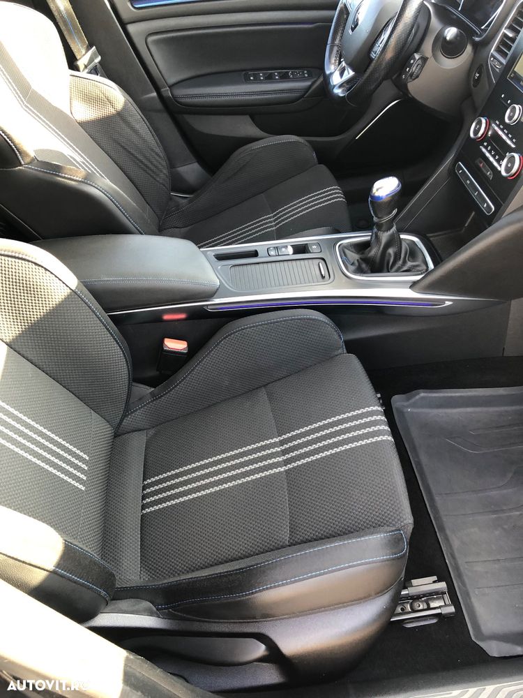 Renault Megane Sport Tourer 1.5 dCi GT Line - 19