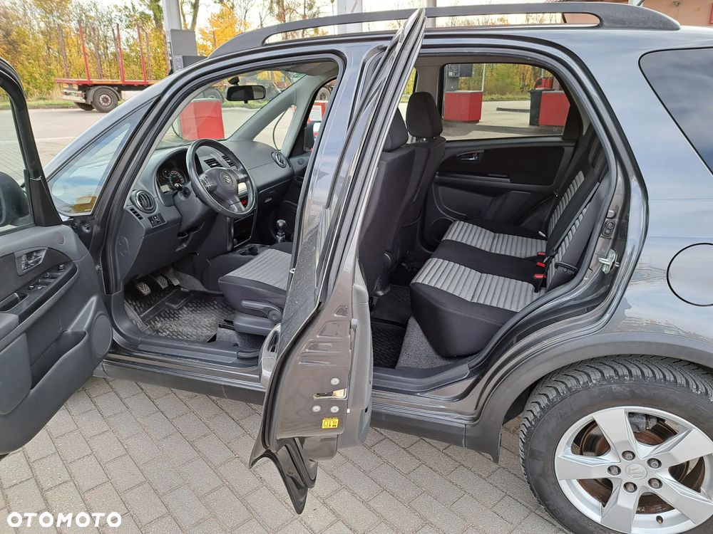 Suzuki SX4 - 14