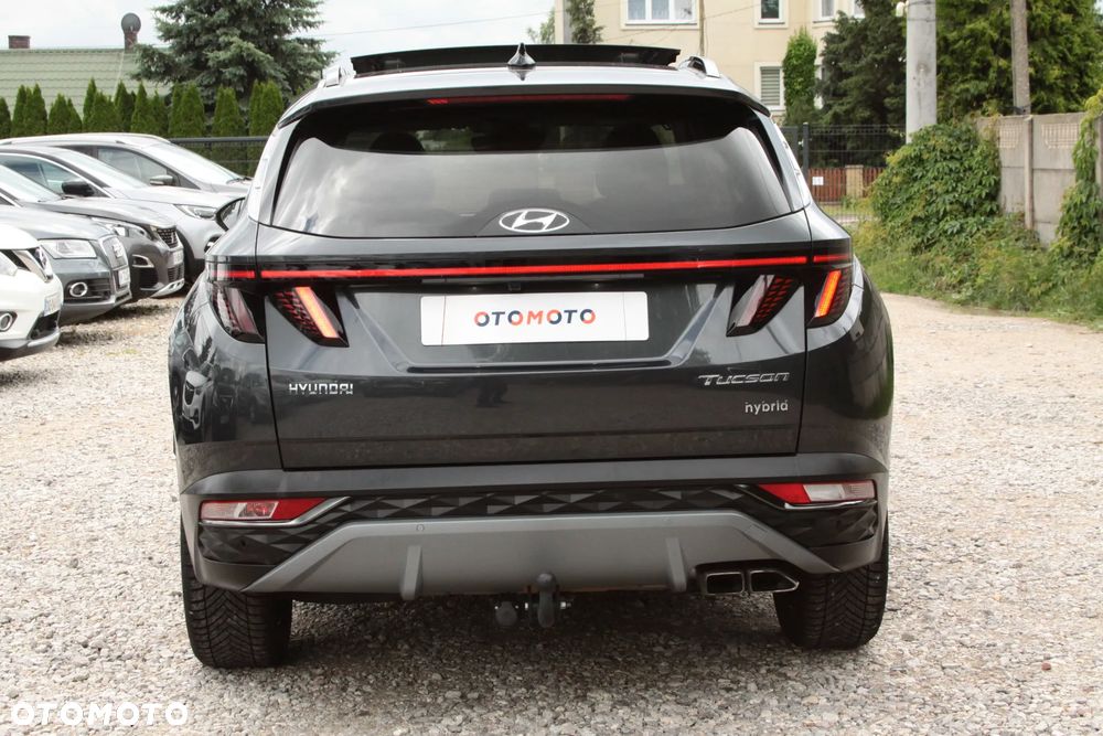 Hyundai Tucson 1.6 T-GDi HEV Executive 2WD - 13