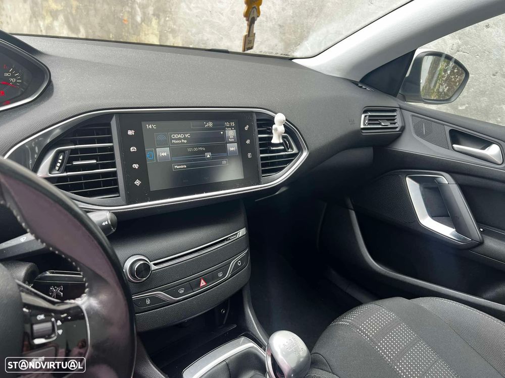 Peugeot 308 SW - 6