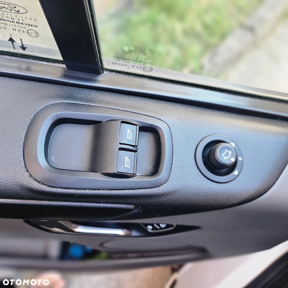 Ford Transit Custom - 27