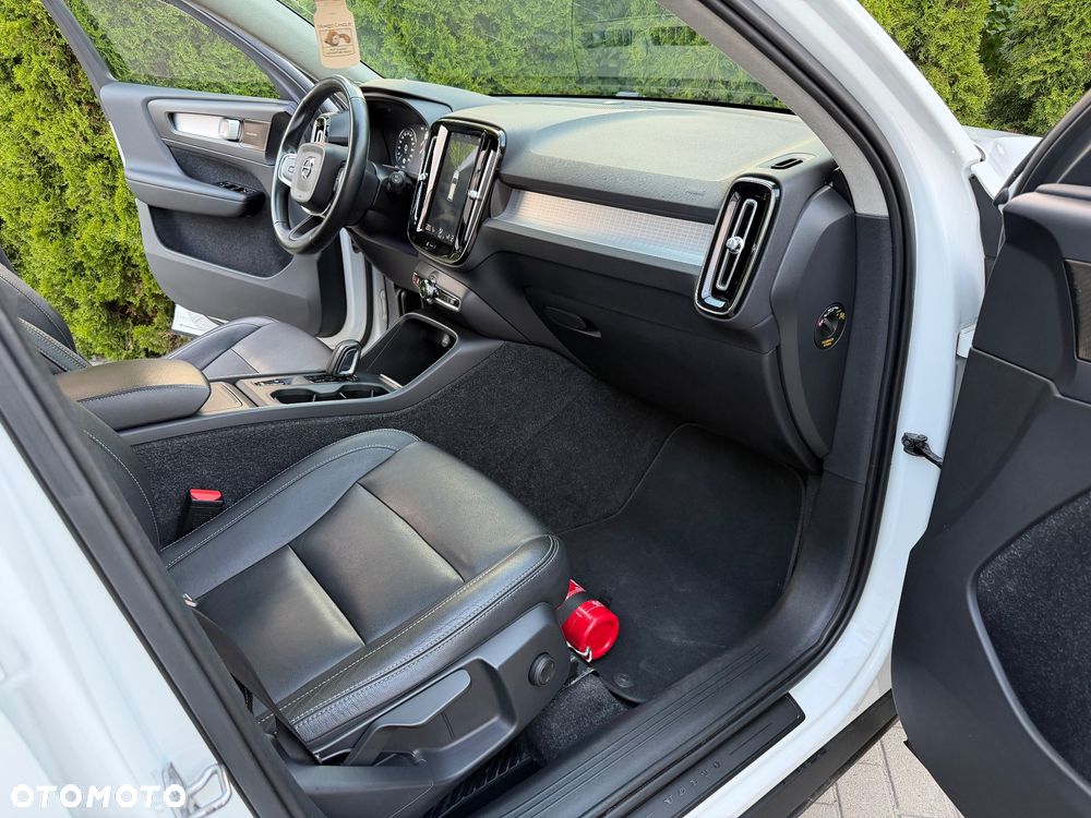 Volvo XC 40 D3 Momentum - 31