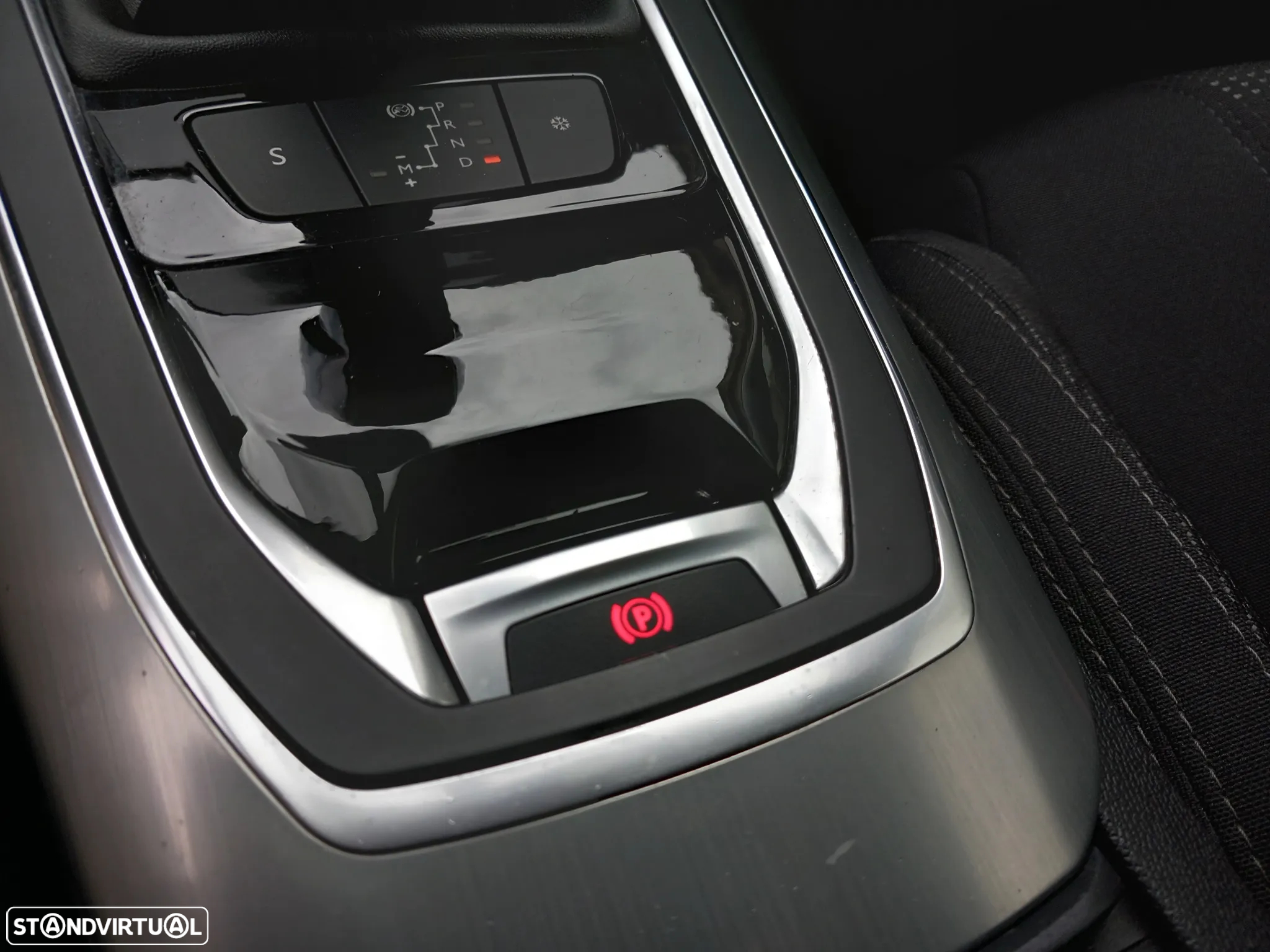 Peugeot 308 SW BlueHDi 150 EAT6 Stop & Start Allure - 28