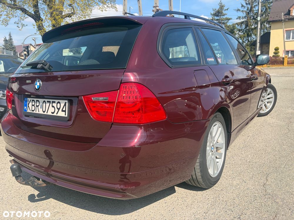 BMW Seria 3 318d DPF Edition Exclusive - 6