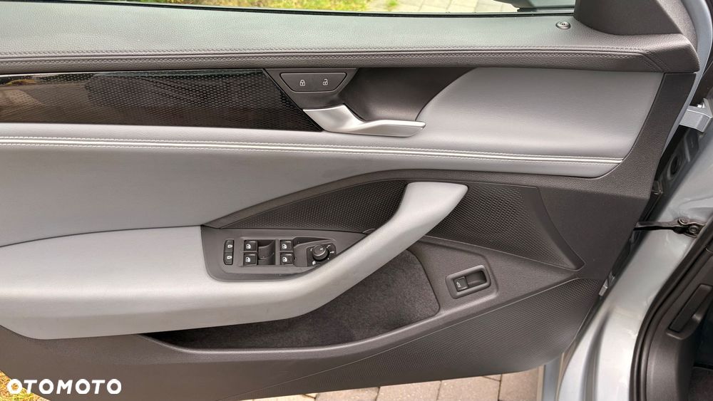 Volkswagen Passat 2.0 TDI EVO Business DSG - 9