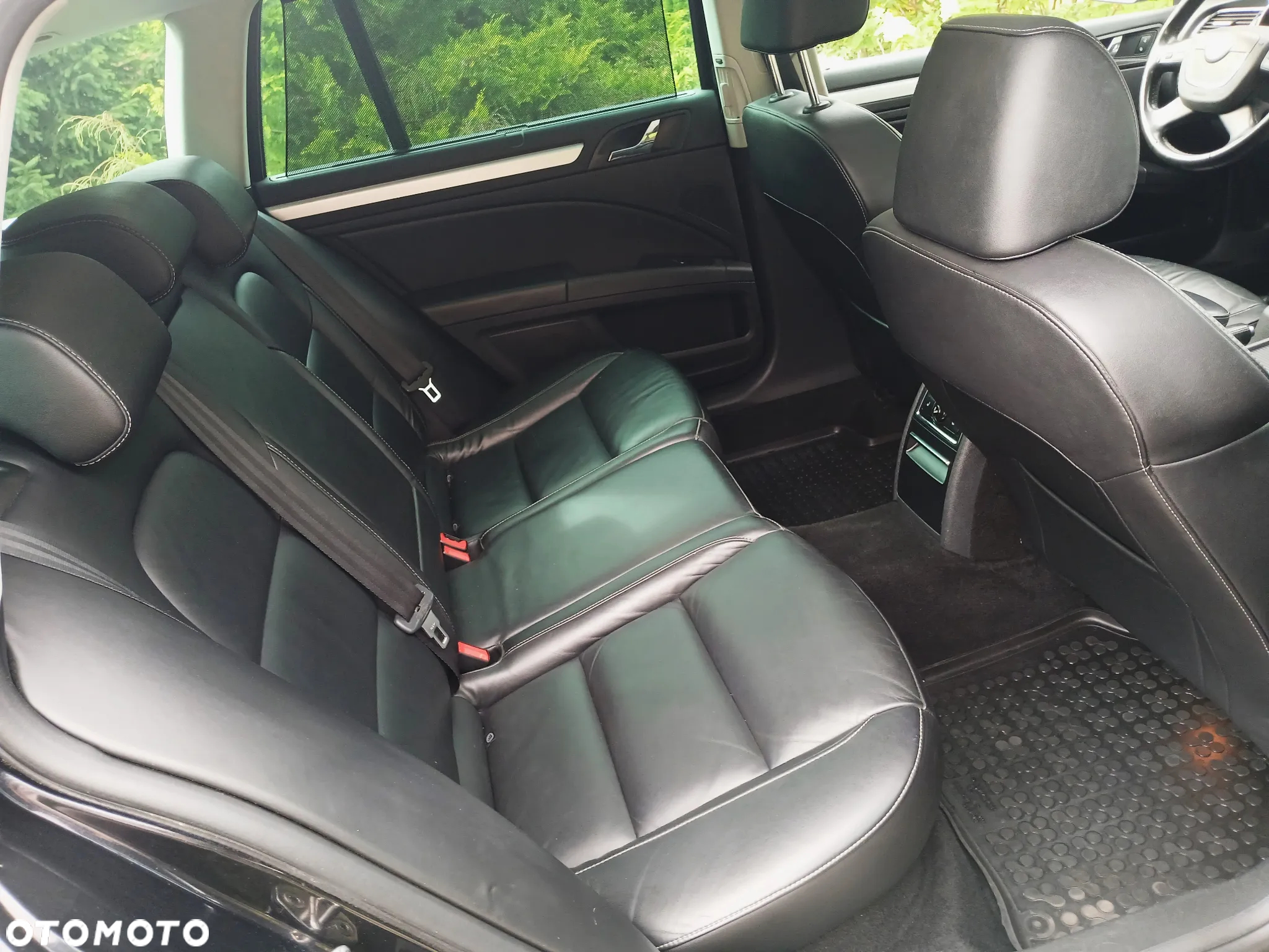 Skoda Superb 2.0 TDI Elegance - 27