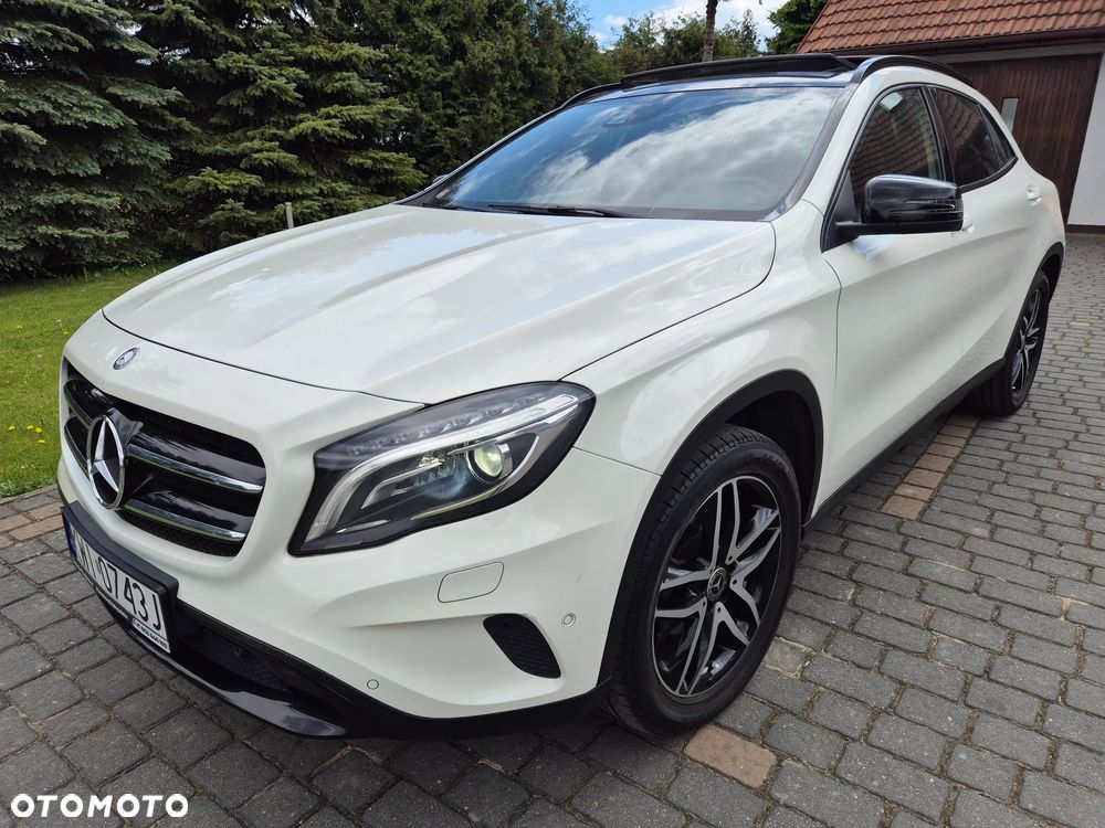 Mercedes-Benz GLA 200 Urban - 6