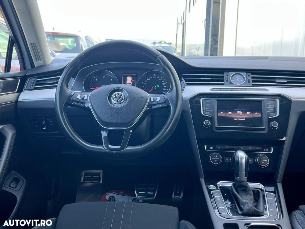 Volkswagen Passat Alltrack 2.0 TDI SCR 4Motion DSG (BMT) - 9