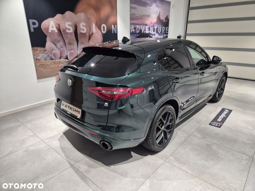 Alfa Romeo Stelvio - 5