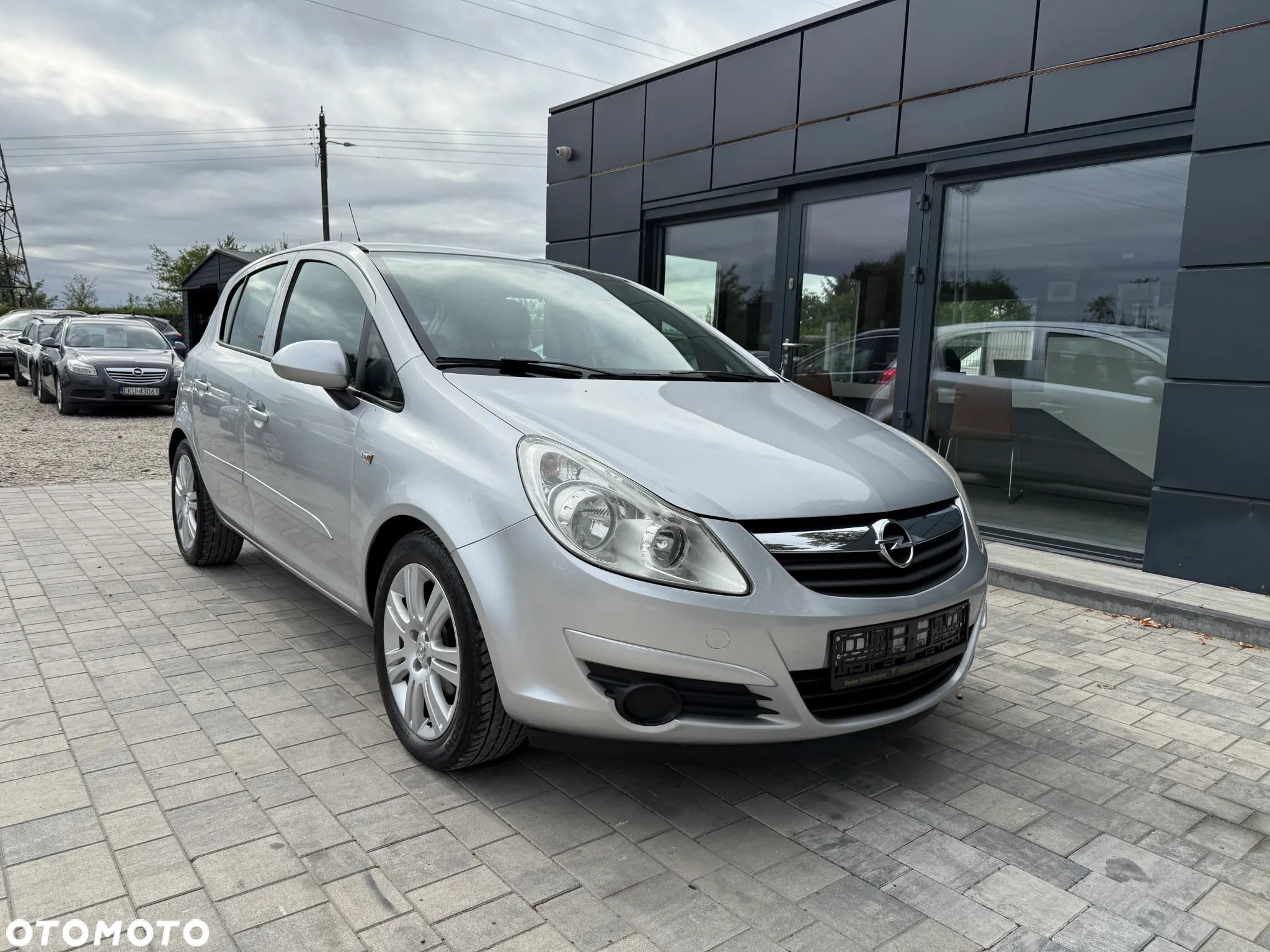 Opel Corsa 1.4 16V Cosmo - 16